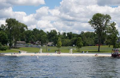 Candlewood Shores on candlewood lake